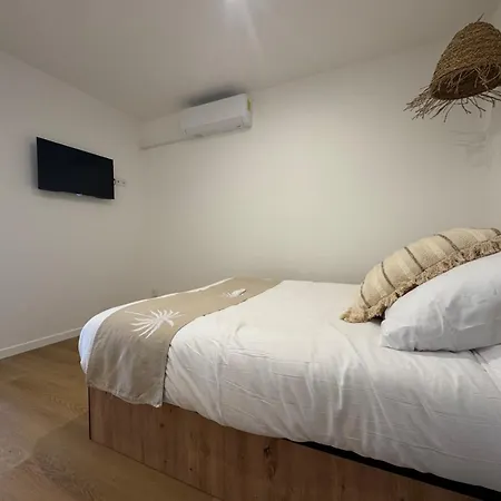 Tiny House De Romy, 4 Personnes, Pieds Dans L'eau Vakantiehuis *