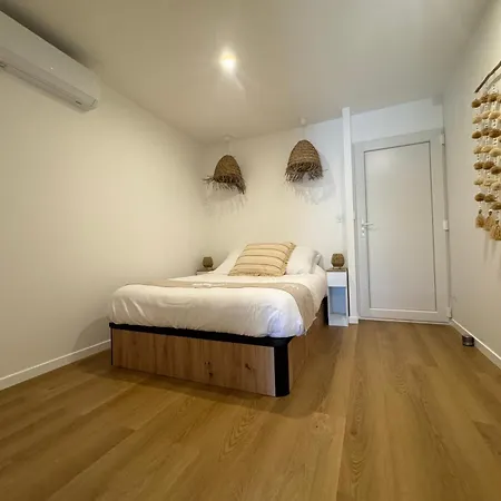 Tiny House De Romy, 4 Personnes, Pieds Dans L'eau Agde