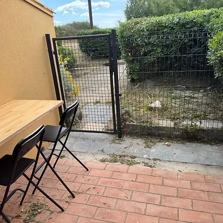 Vakantiehuis Tiny House De Romy, 4 Personnes, Pieds Dans L'eau